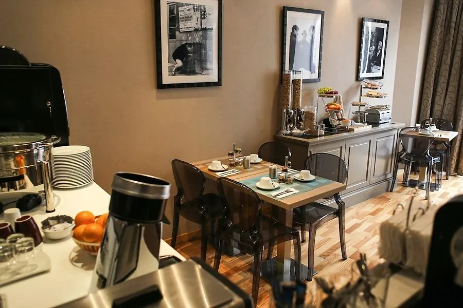 Hotel Maxim Opera 4*