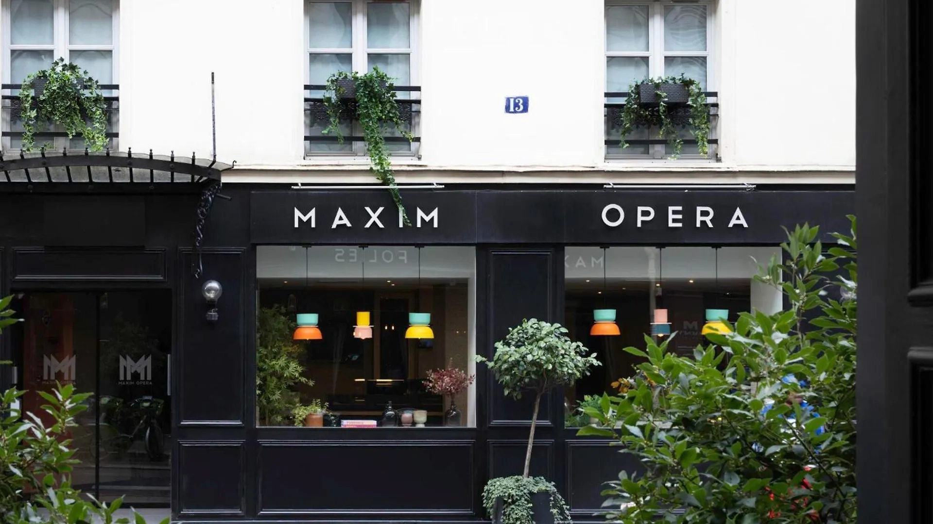 Maxim Opera Paris